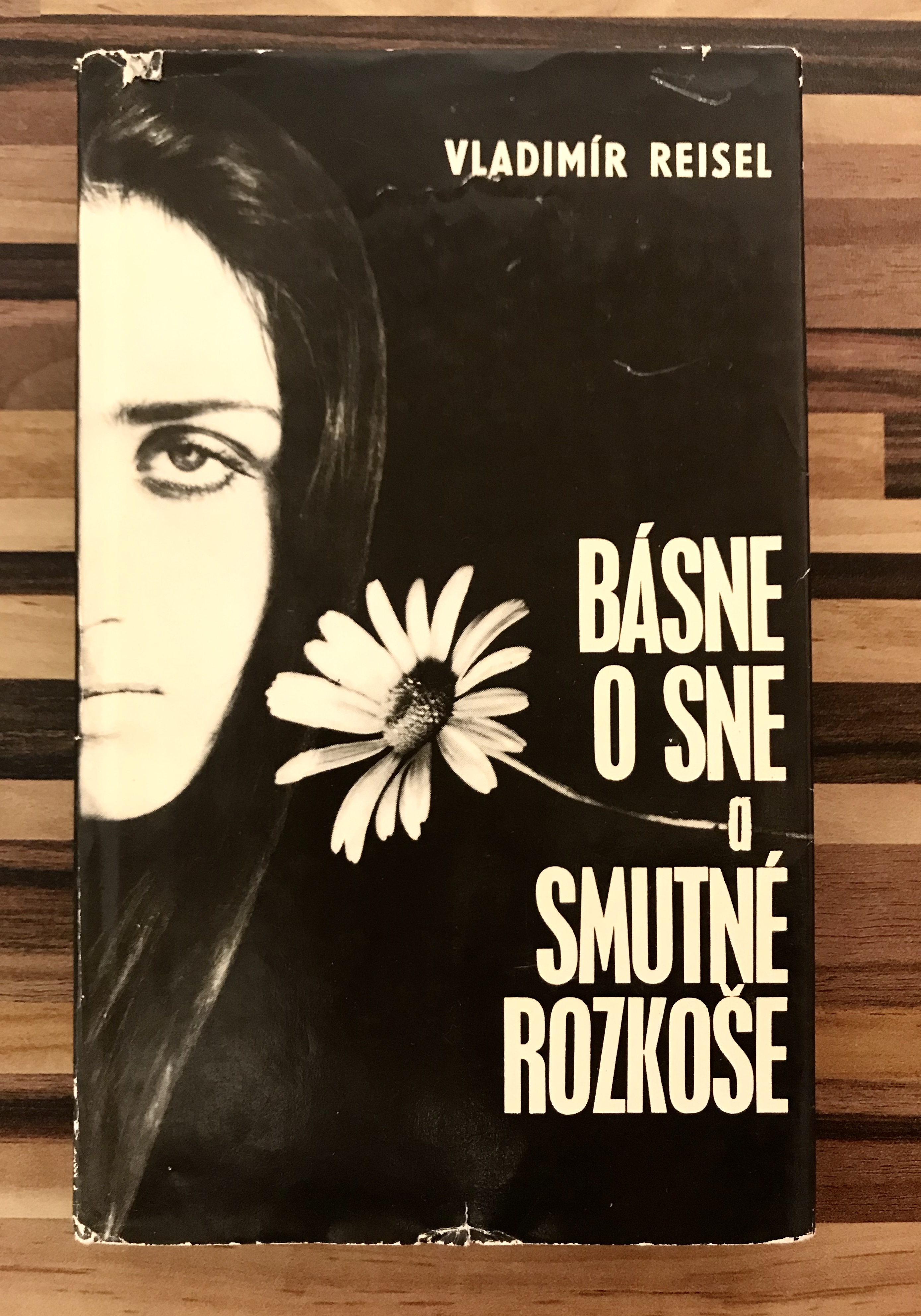 Básne o sne a Smutné rozkoše 