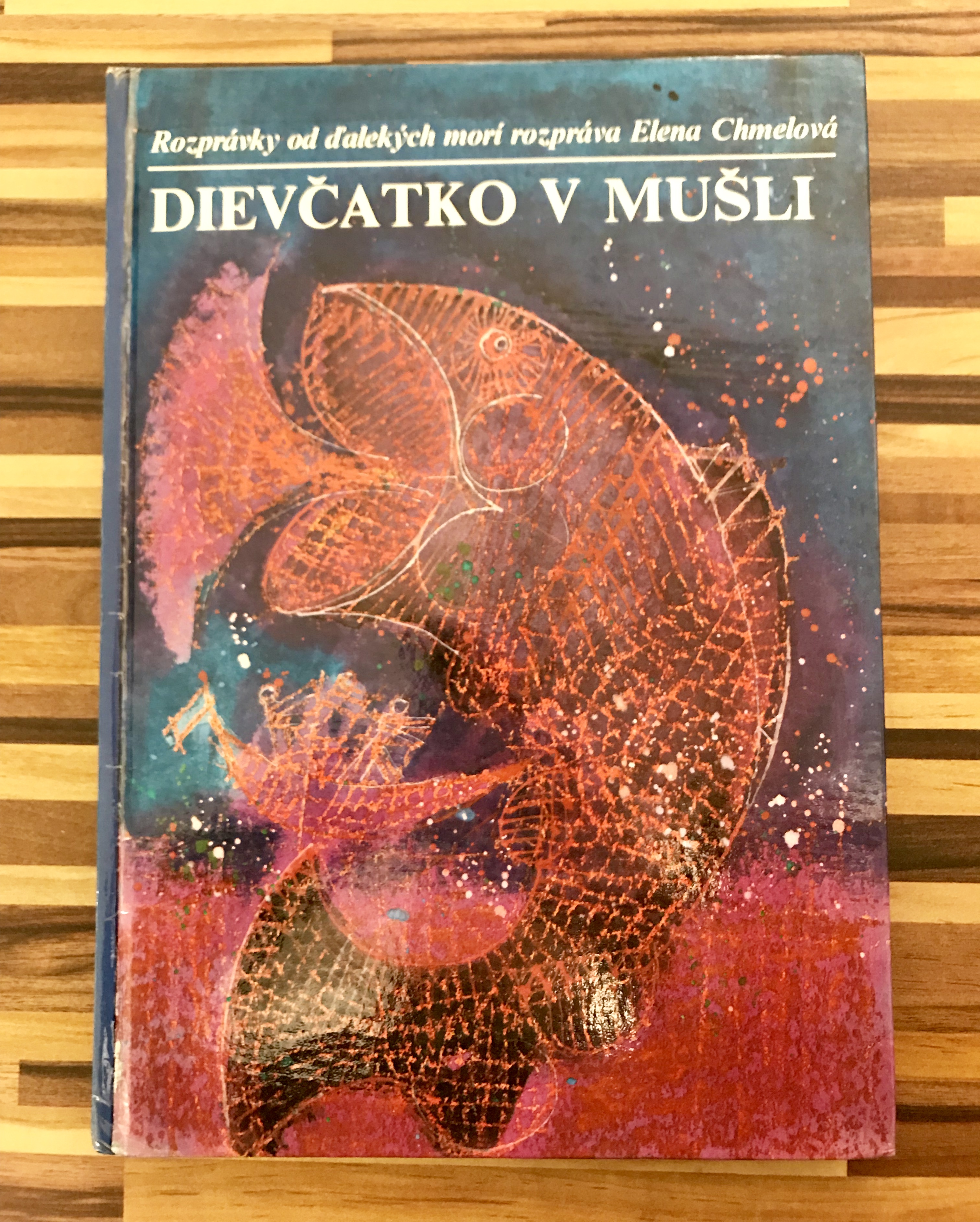 Dievčatko v MUšli. Rozprávky od ďalekých morí.