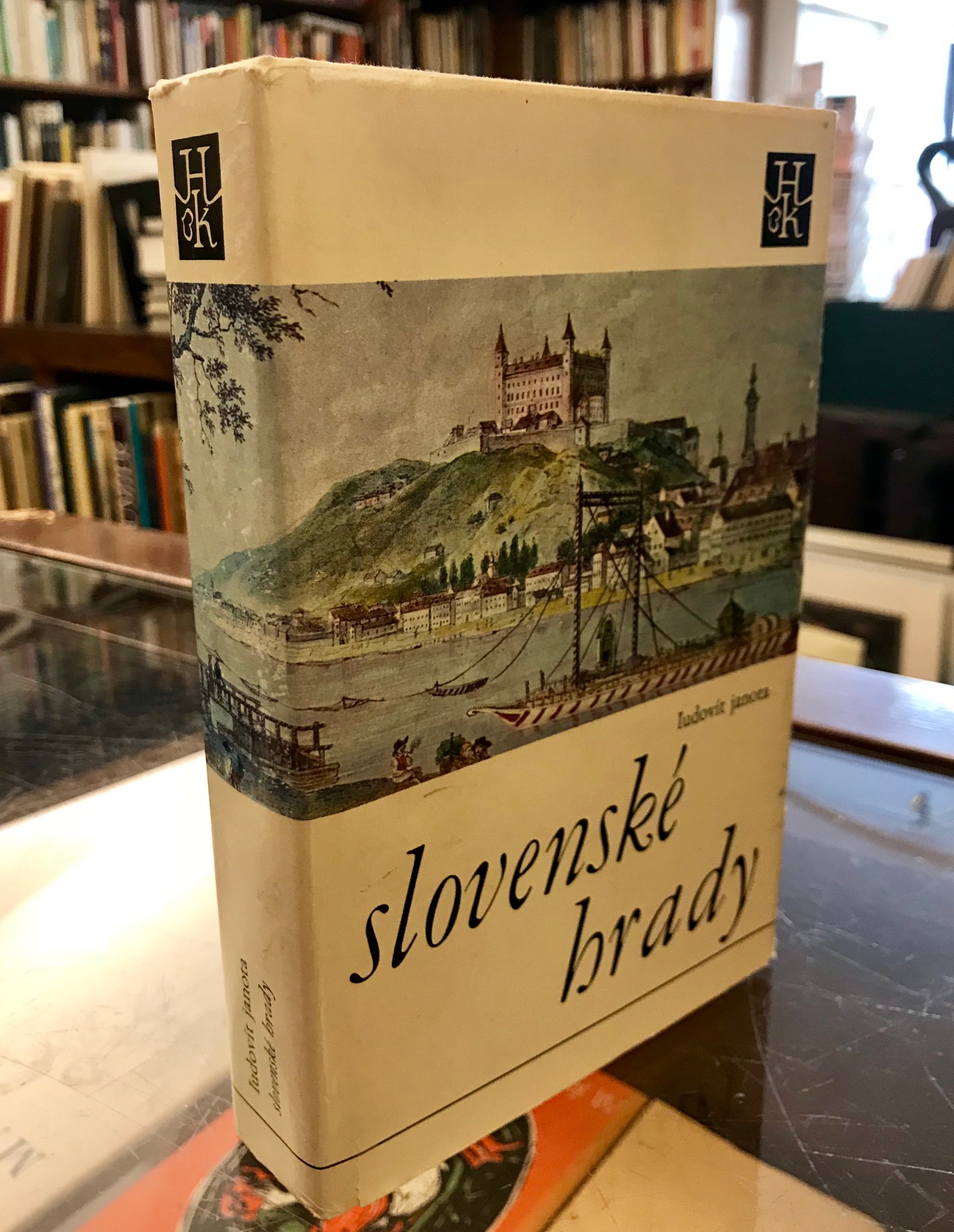Slovenské hrady. Historické úvody a povesti.