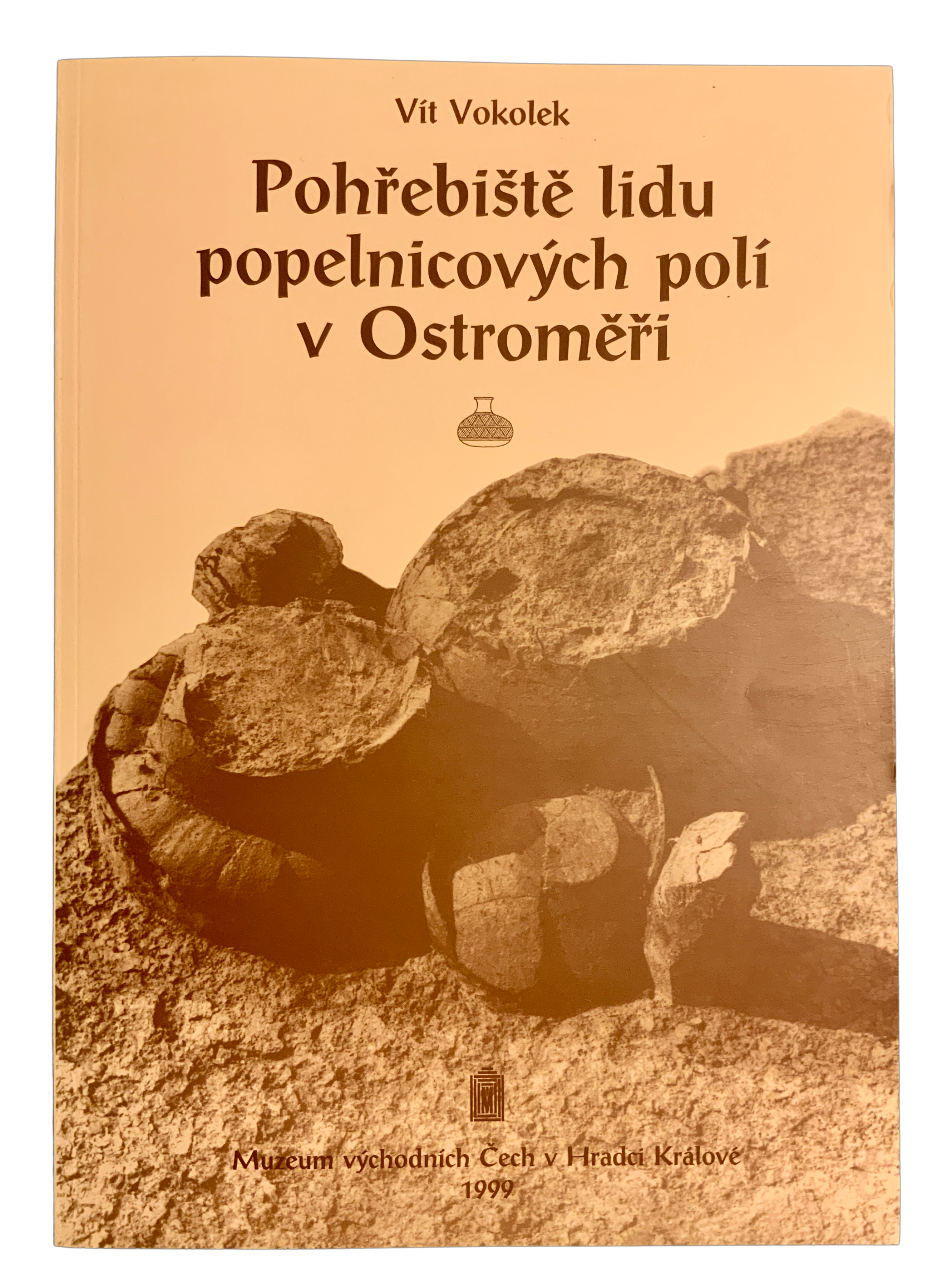 Pohřebiště lidu popelnicových polí v Ostroměři