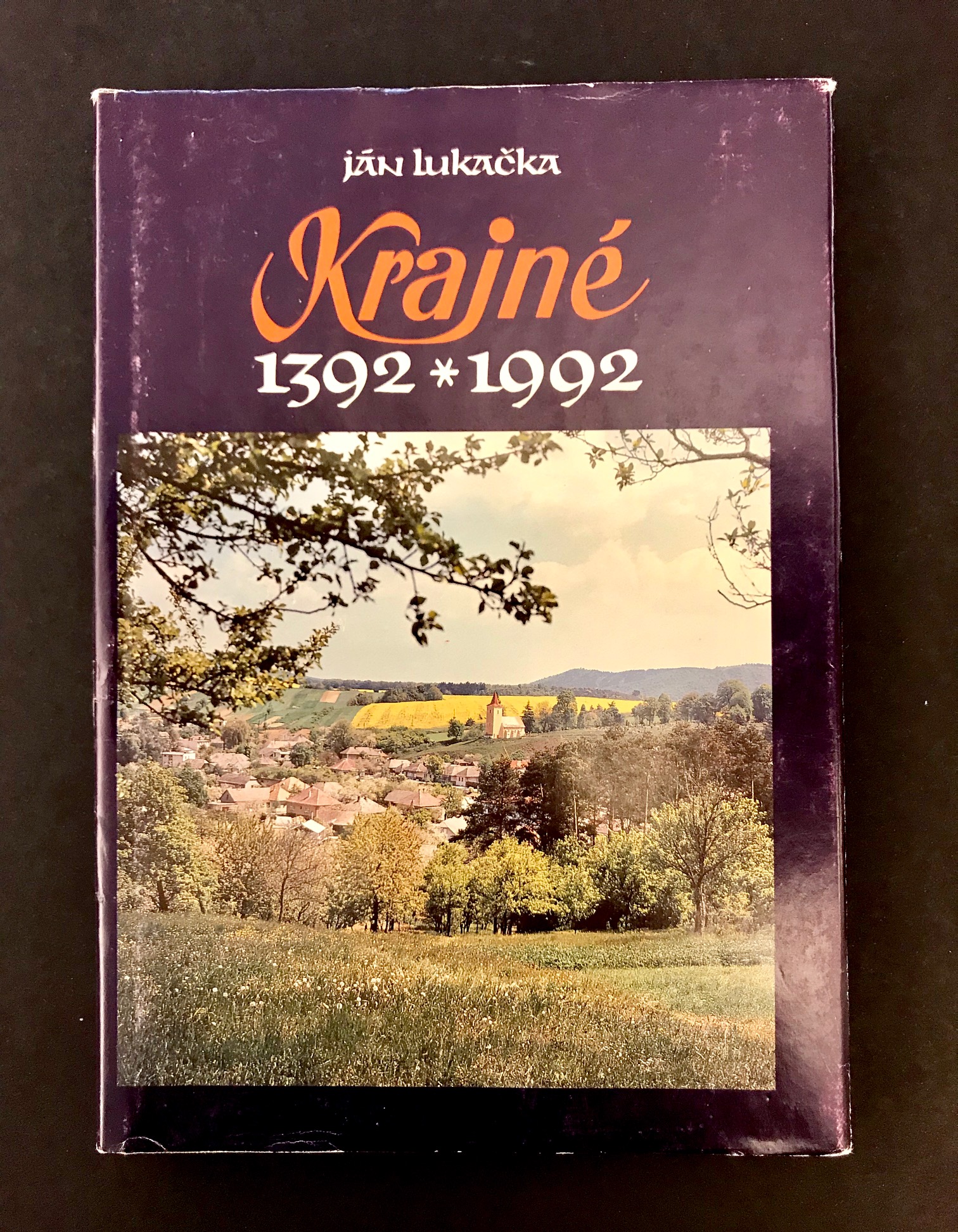Krajné 1392-1992. Monografia
