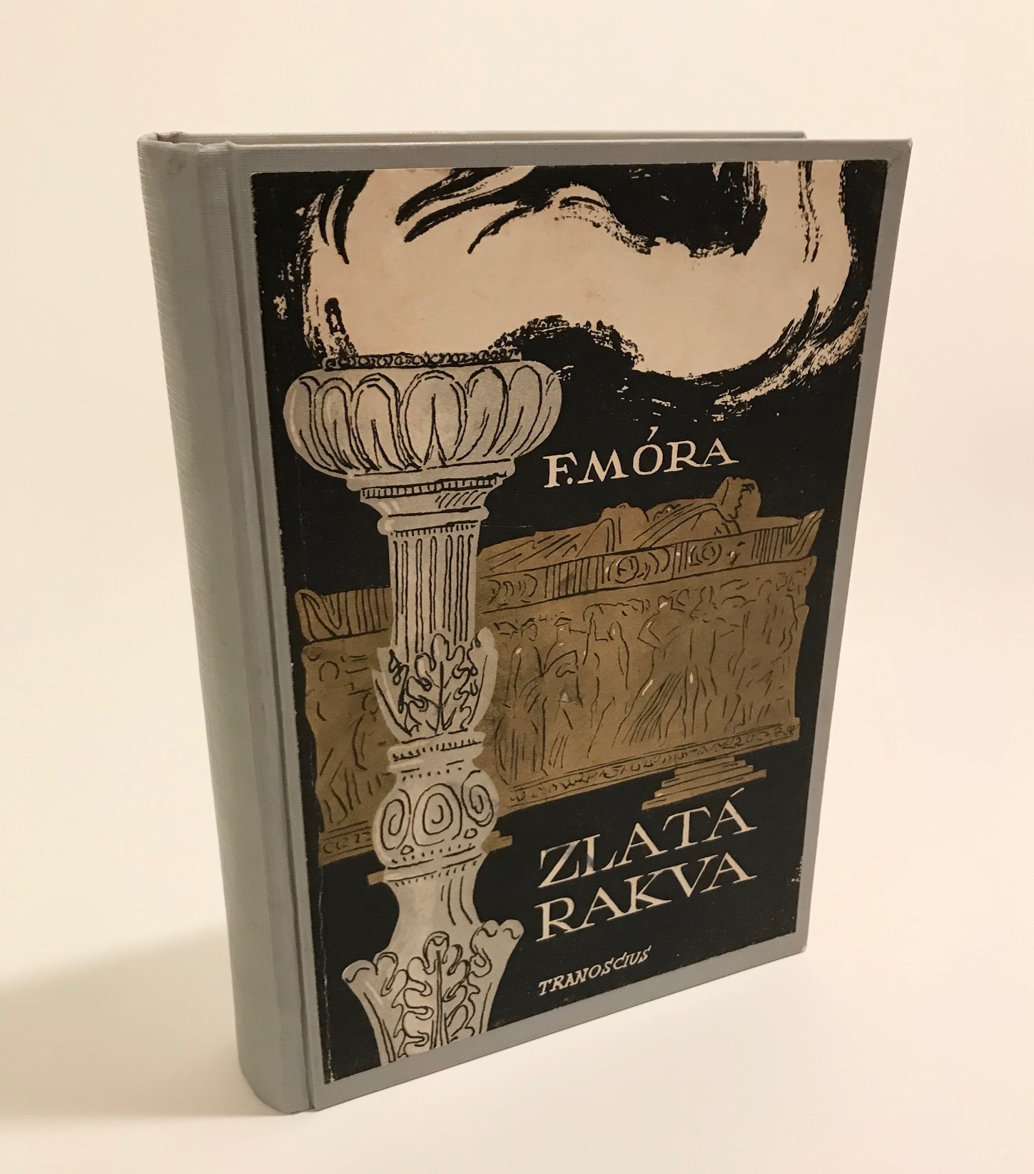 Zlatá rakva. Historický román